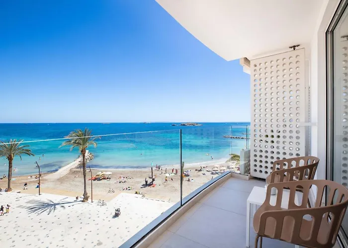 Descubre los mejores hoteles en el centro de Ibiza - Guía completa de alojamiento en Ibiza Town